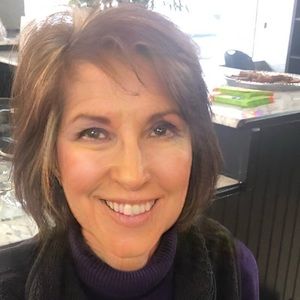 Meet your Posher, Sharon